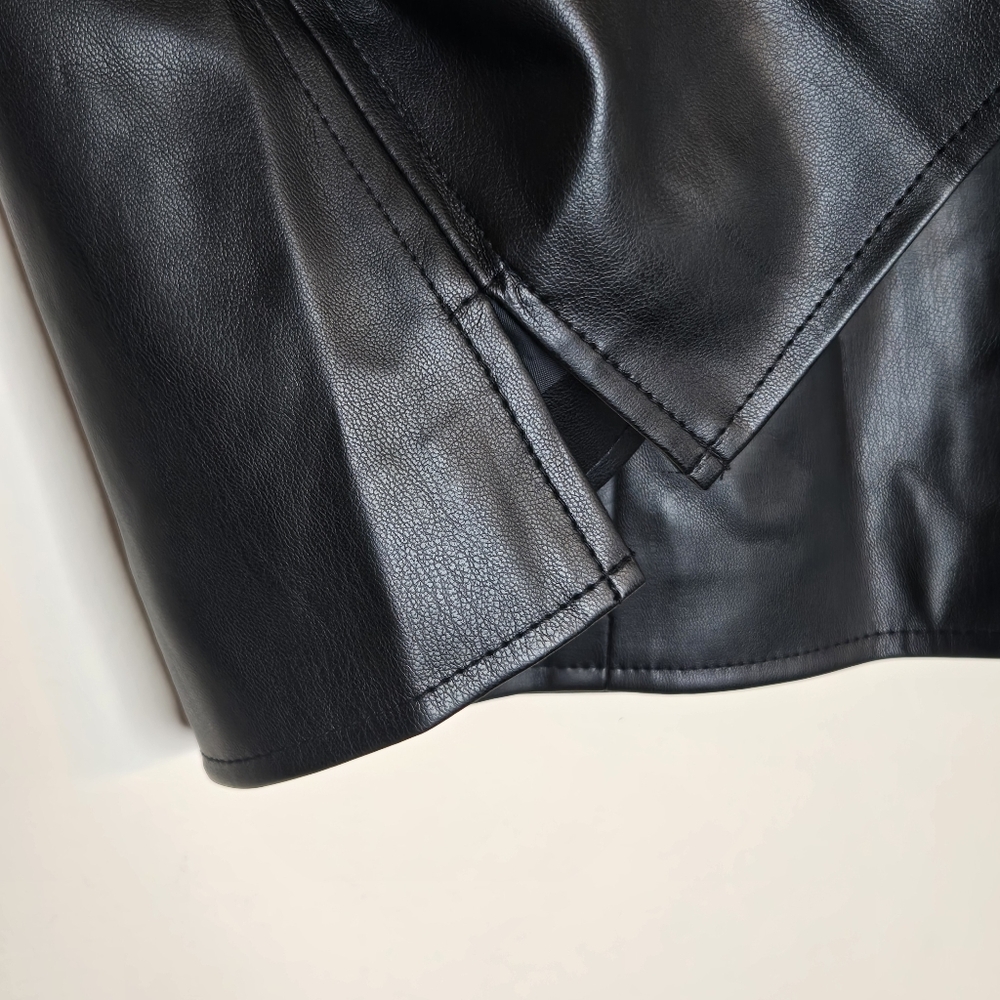 CITY CHIC NWT Lanie Fitted Faux Leather Pleather Skirt - Picture 10 of 15